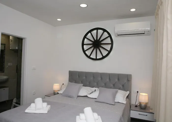 Old Town * טרוגיר